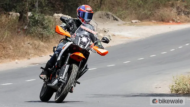 KTM 390 Adventure R Riding