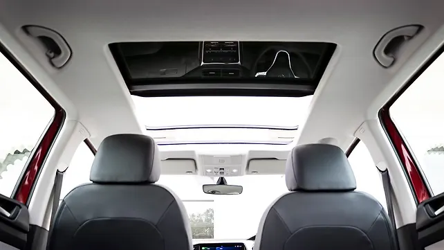 Volkswagen Taigun Sunroof/Moonroof Volkswagen Taigun Sunroof/Moonroof