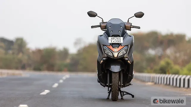 Suzuki Burgman Street 125 Front View