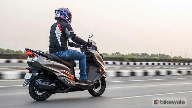 Suzuki Burgman Street 125 Right Rear Three Quarter