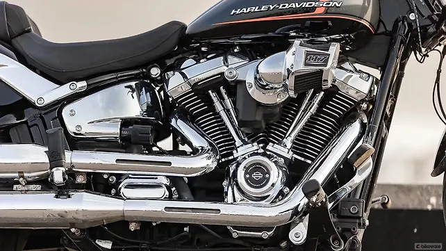 Harley-Davidson Breakout Right Side View