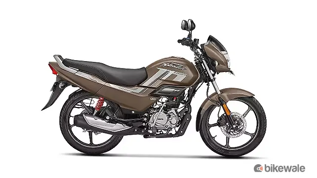 Hero Super Splendor Xtec 2.0 Right Side View
