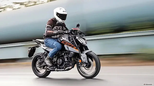 KTM 390 Duke Right Side View