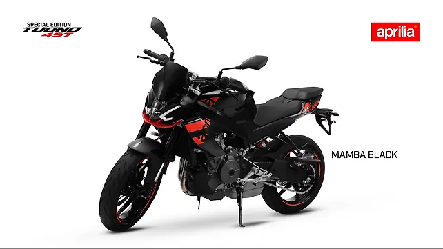 Aprilia Tuono 457 Left Front Three Quarter