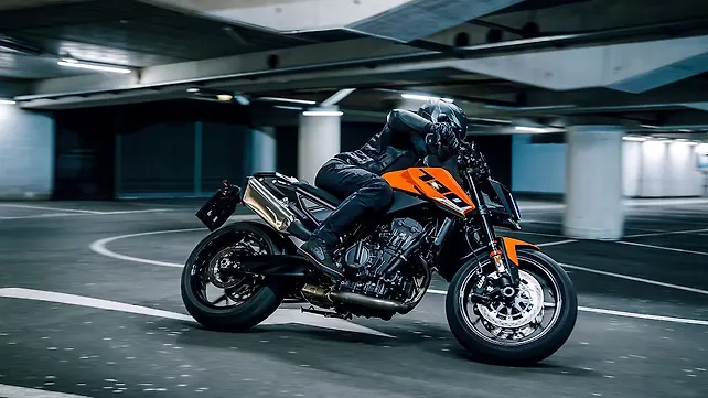 KTM  Right Side View
