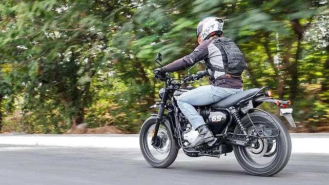 BSA Scrambler 650 Right Side View