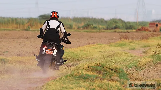 BMW R 1300 GS Adventure Riding