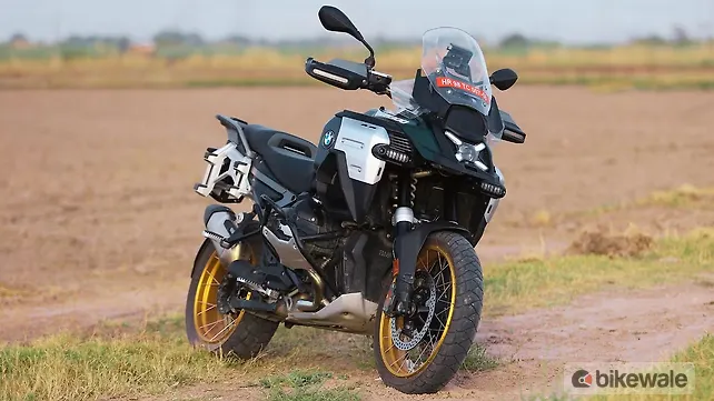 BMW R 1300 GS Adventure Right Front Three Quarter
