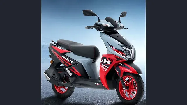 TVS Ntorq 125 Right Front Three Quarter