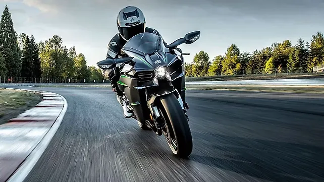 Kawasaki  Right Side View
