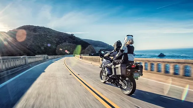Kawasaki Versys-X 300 Left Rear Three Quarter
