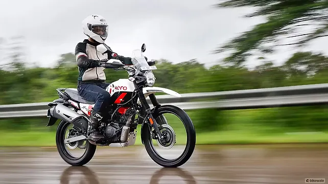 Hero Xpulse 200 4V Right Front Three Quarter