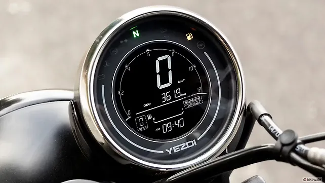 Yezdi Scrambler Right Side View