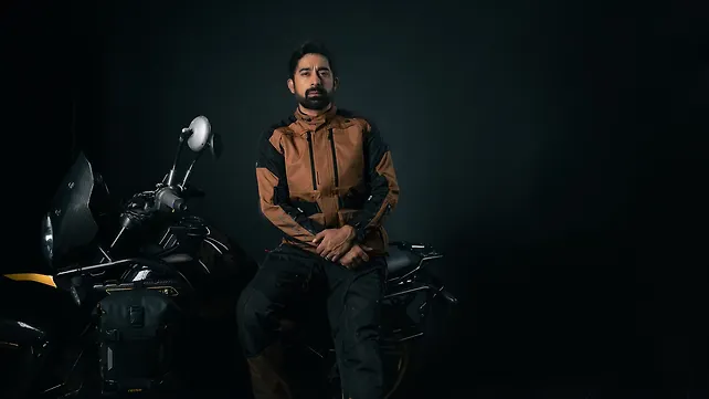 Royal Enfield Himalayan 450 Front View