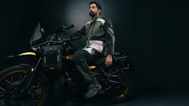 Royal Enfield Himalayan 450 Left Front Three Quarter