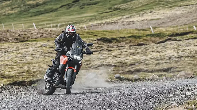 Norton Atlas Right Rear Three Quarter