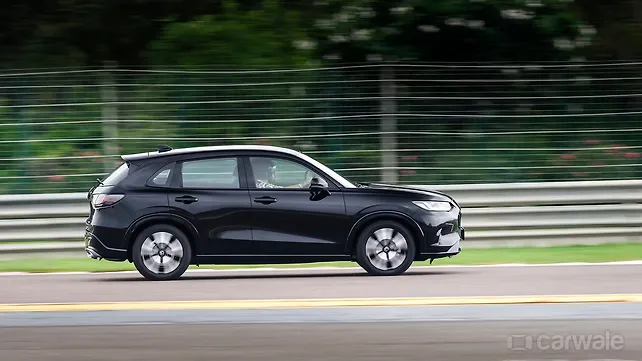 Honda ZR-V Right Side View