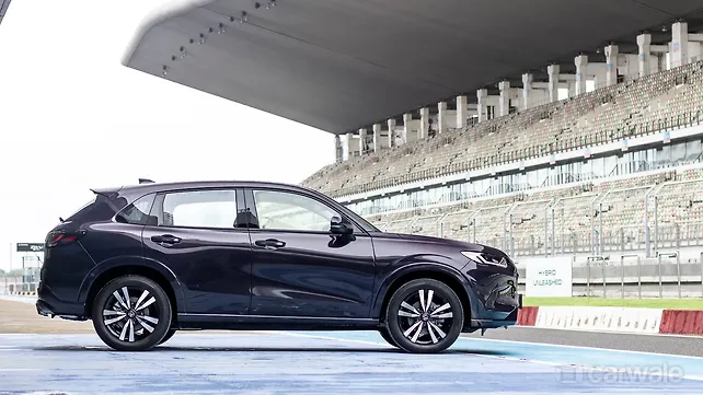 Honda ZR-V Right Side View
