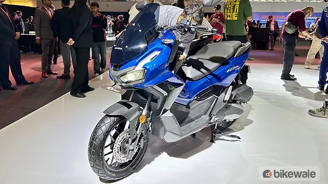 Honda  Left Front Three Quarter