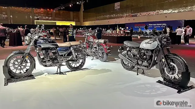 Ather EL Scooter Left Front Three Quarter