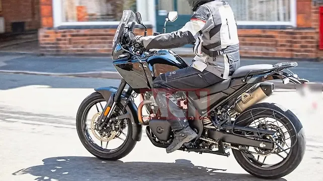 Royal Enfield Himalayan 750 Right Side View