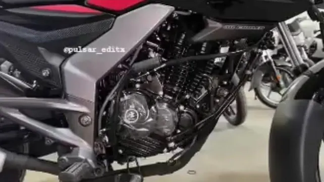 Bajaj Pulsar 150 [2026] Engine From Right