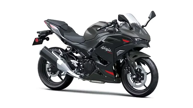 Kawasaki Ninja 500 Right Front Three Quarter