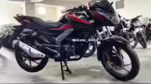 Bajaj Pulsar 125 [2026] Right Front Three Quarter
