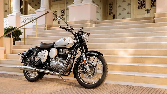 Royal Enfield Classic 350 Signature White launched at Rs 2.24 lakh