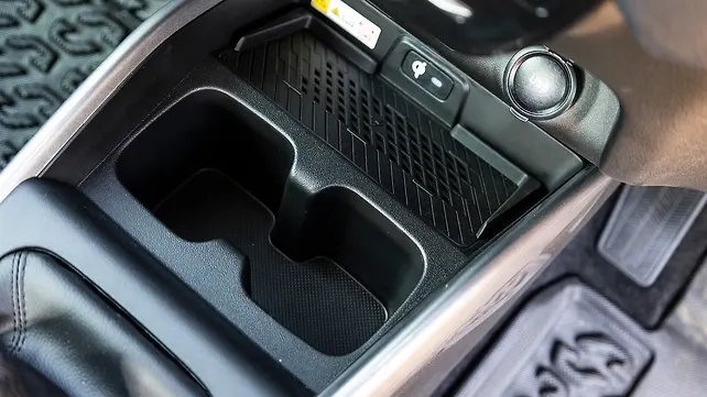 Maruti Suzuki Baleno Front Row Seats