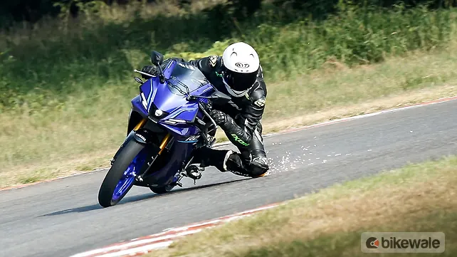 Yamaha R2 Front View