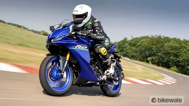 Yamaha R2 Left Front Three Quarter