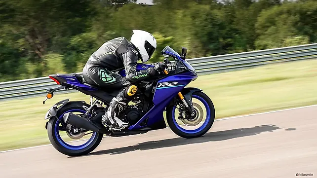 Yamaha R2: Review Image Gallery Yamaha R2: Review Image Gallery