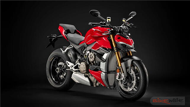 Ducati Streetfighter V4 Left Front Three Quarter 