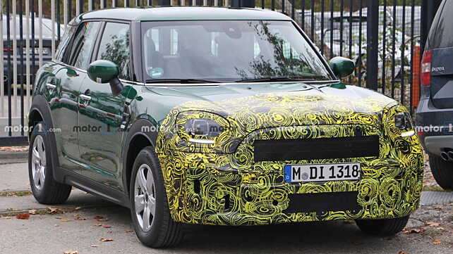 Mini Countryman facelift spied on test once again