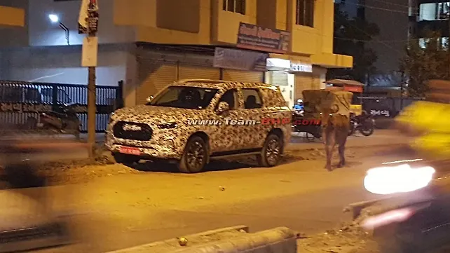 भारत में पहली बार दिखी एमजी मैक्सस D90 भारत में पहली बार दिखी एमजी मैक्सस D90