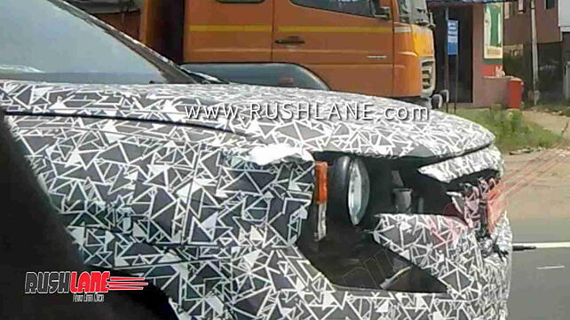 New Mahindra XUV500 spotted on test; India launch by late 2020