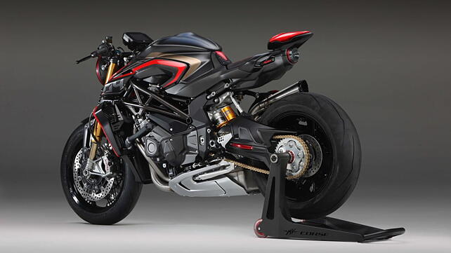 MV Agusta Brutale 800 Left Side View 