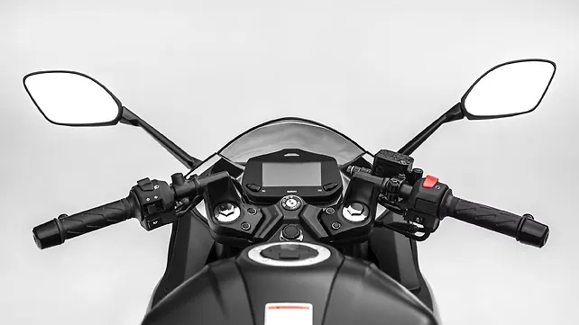 Suzuki Gixxer SF 250 Exterior 