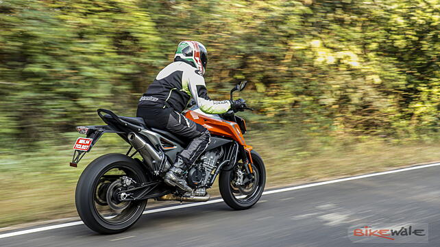 KTM 790 Duke Action 