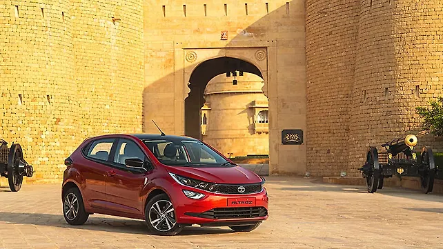 Tata Altroz to be offered in 10 variants, five colours and two engine options Tata Altroz to be offered in 10 variants, five colours and two engine options