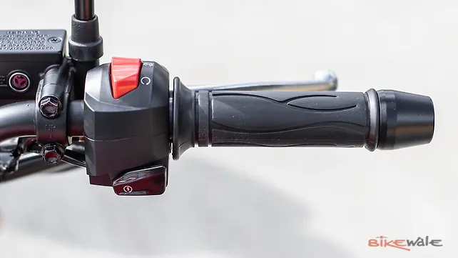 TVS Apache RTR 160 4V RHS Switchgear 