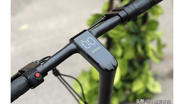   Xiaomi QiCycle display 