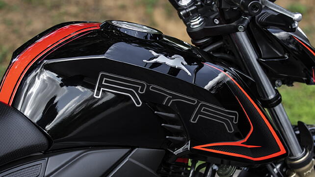 TVS Apache RTR 200 4V Fuel Tank 