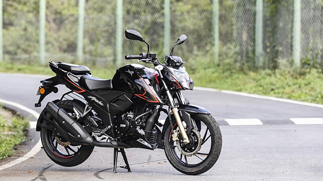 TVS Apache RTR 200 4V Left Side View 