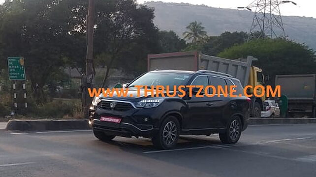 Mahindra Alturas G4 facelift spotted testing
