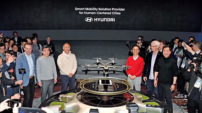 Hyundai reveals Air Taxi model at CES 2020, announces partnership with Uber Hyundai reveals Air Taxi model at CES 2020, announces partnership with Uber
