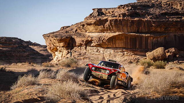 Dakar 2020: Carlos Sainz bags his second Stage win extending his overall lead