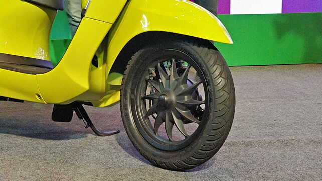 Bajaj Chetak Bajaj Chetak wheels