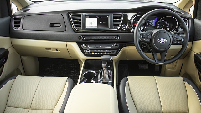 Kia carnival interior